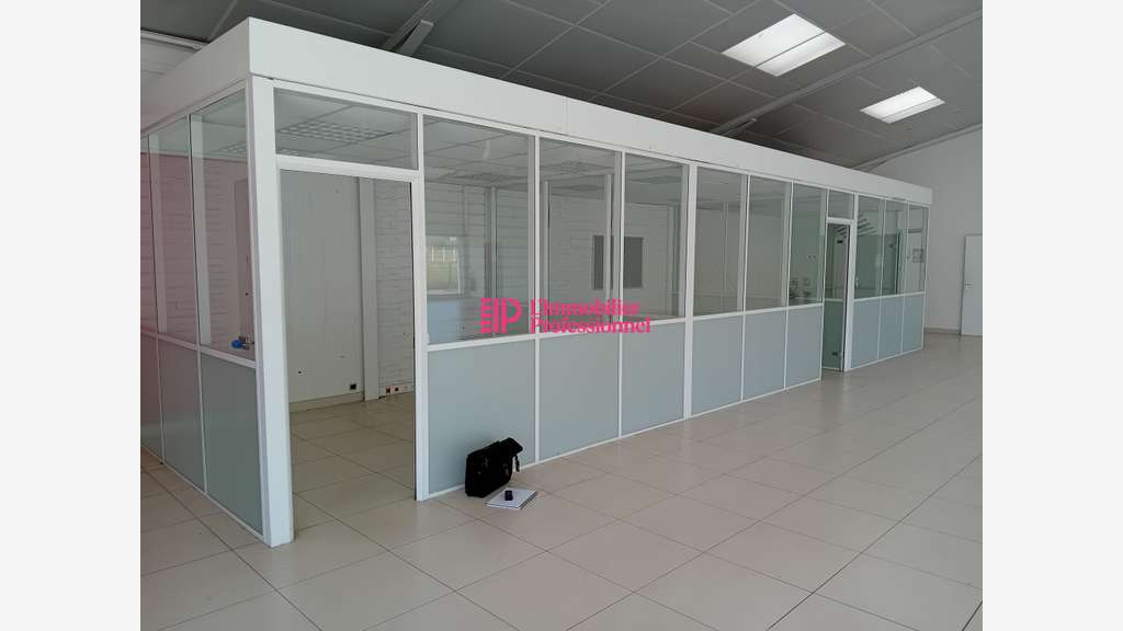 A louer local commercial 354m² ZA Quimper