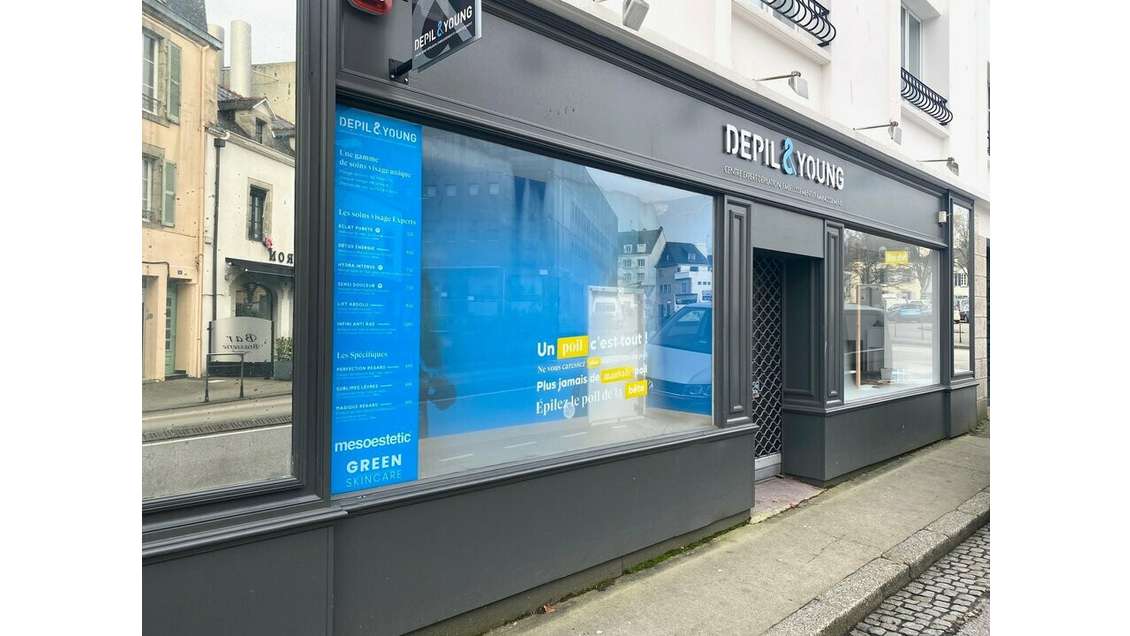 A louer local 100m² énorme visibilité à Quimper 