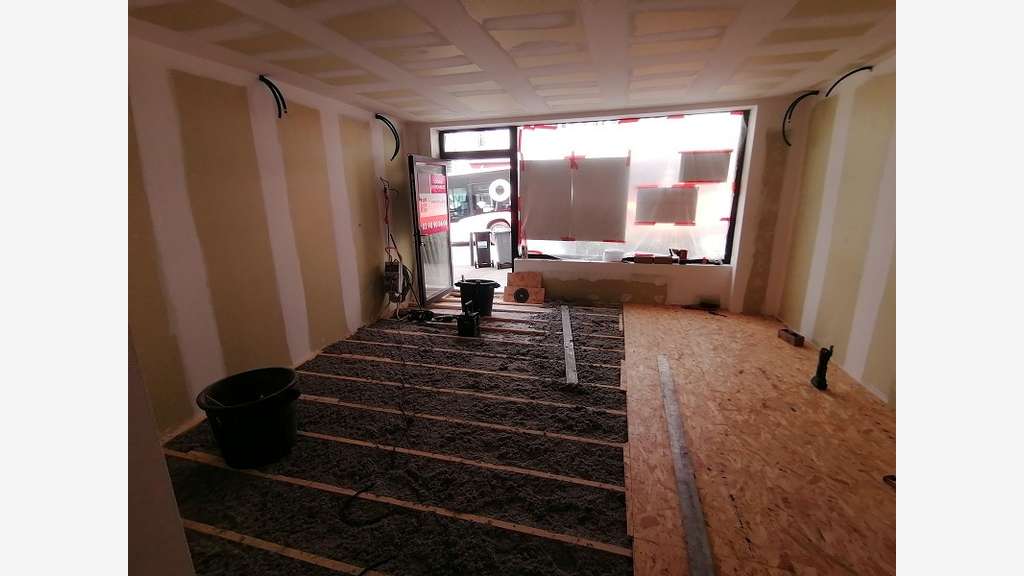 A louer local commercial 75m² en centre Concarneau