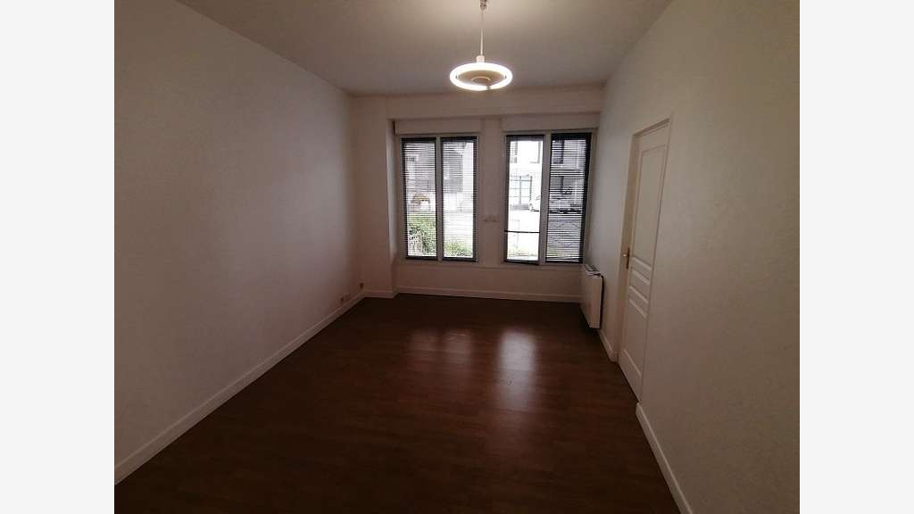 Loue local professionnel de 32m² à Quimper