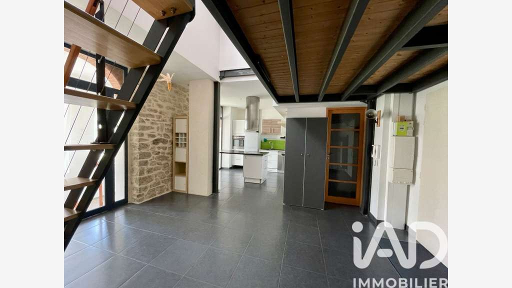 A louer loft 88m² à Quimper secteur Kerfeunteun