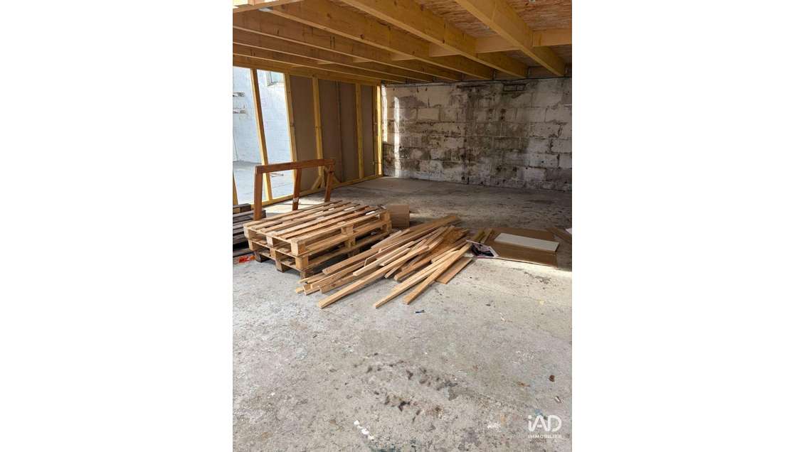 Loue Loft/atelier de 200m² à Quimper prox centre