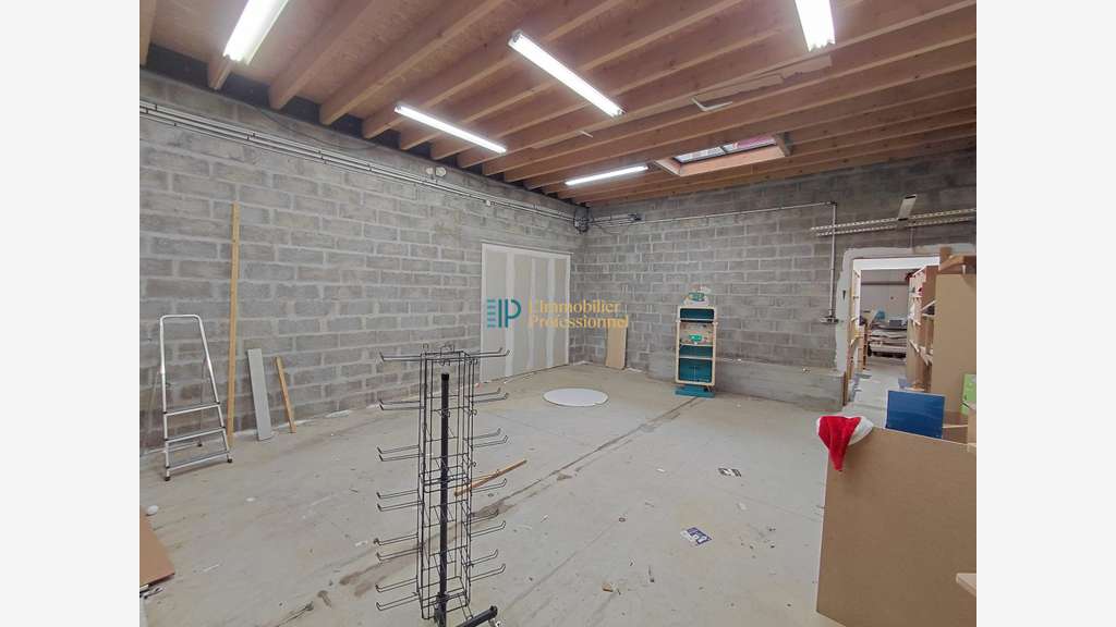 A louer local commercial 500m² Quimperlé centre