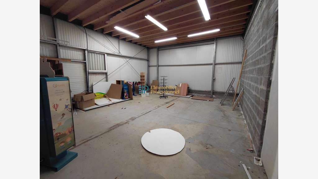 A louer local commercial 500m² Quimperlé centre