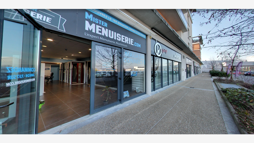 A louer local commercial 115mCC Val d'Yerres 2