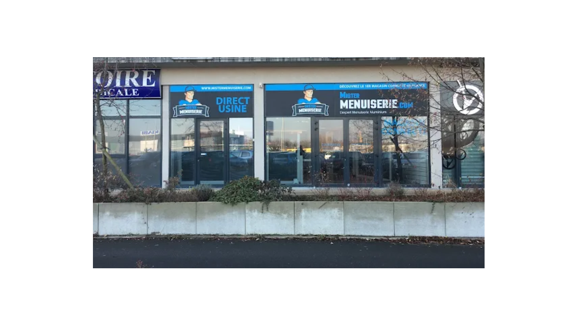 A louer local commercial 115mCC Val d'Yerres 2