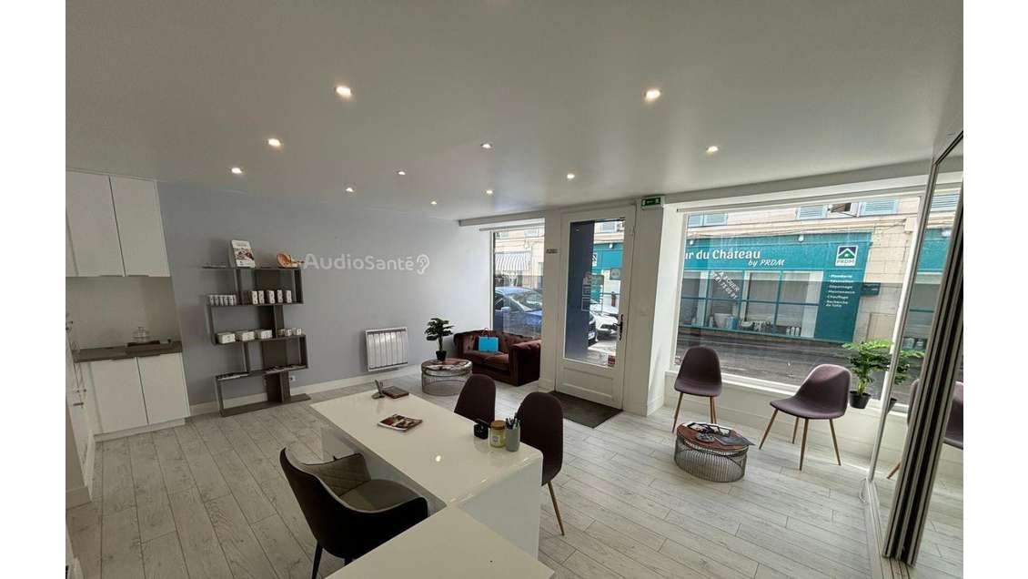 Location local commercial 51m² à Rambouillet