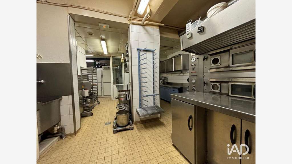 A louer boutique de 117m² à Rambouillet centre