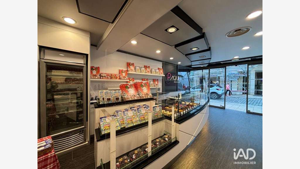A louer boutique de 117m² à Rambouillet centre