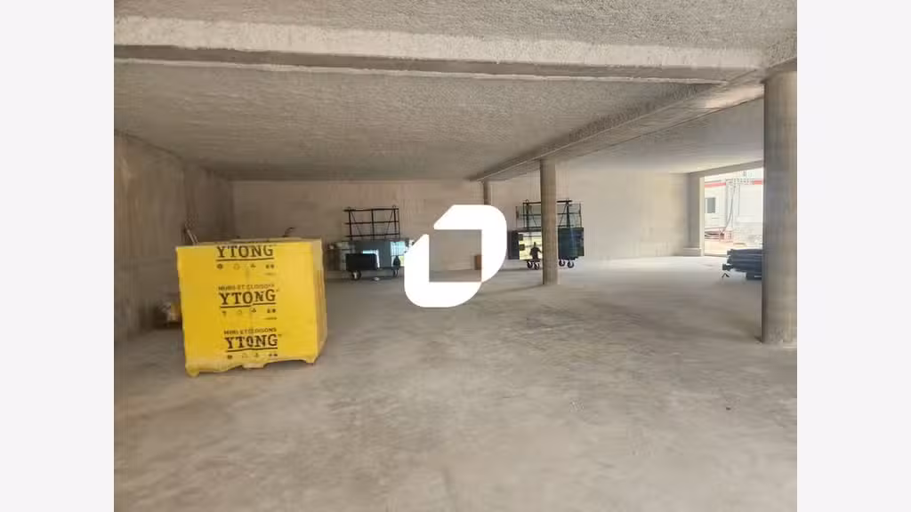A louer Local commercial 211m² Rambouillet