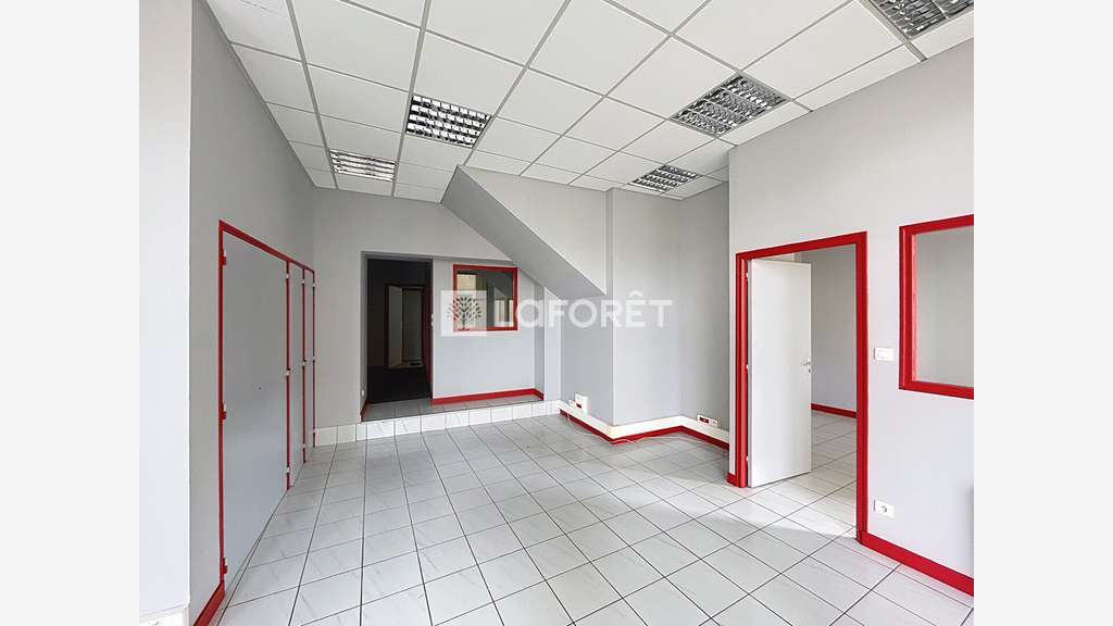A louer local commercial 80m² au centre de Redon 