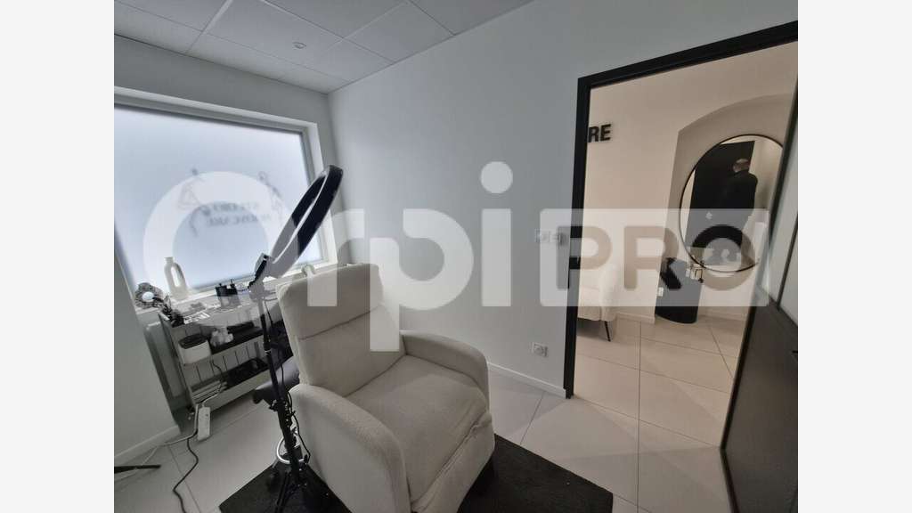 Local commercial 40m² à louer à Reims Av de Laon