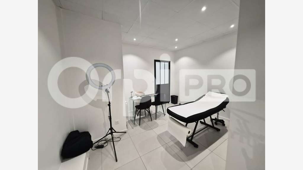 Local commercial 40m² à louer à Reims Av de Laon