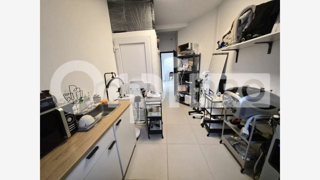 Local commercial 40m² à louer à Reims Av de Laon