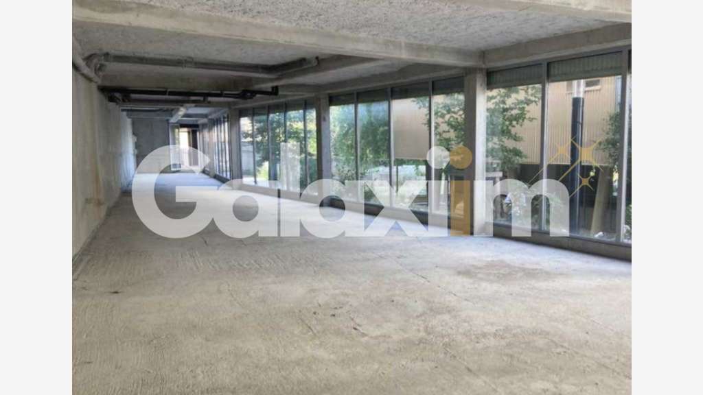 A louer local commercial bureaux 124m² à Cleunay