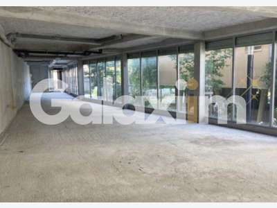 A louer local commercial bureaux 124m² à Cleunay