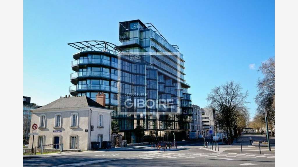 A louer local 533m² empl exceptionnel à Rennes