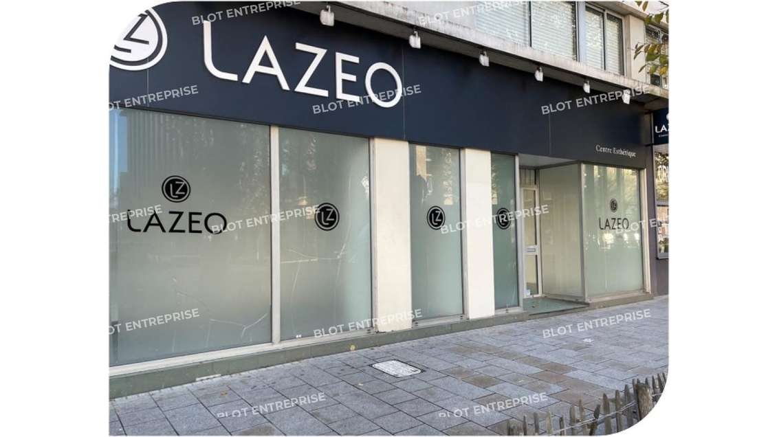 A louer local 113m² empl N°1 Av Janvier à Rennes