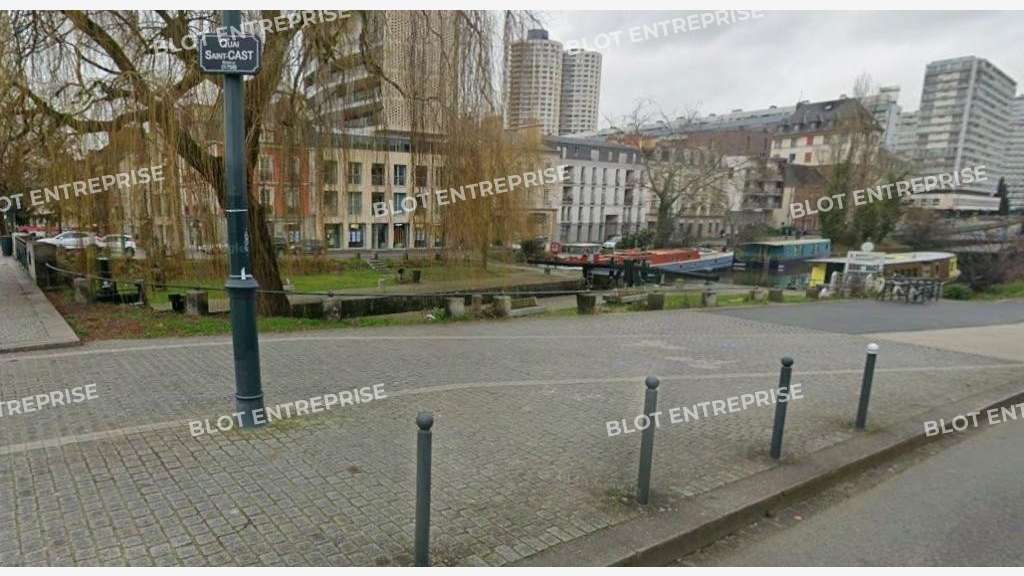 Péniche restaurant à louer empl atypique  Rennes