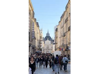 Location Locaux commerciaux - Boutiques à Rennes