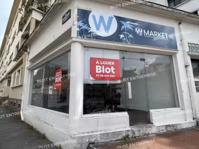 A louer local commercial d'angle à Rennes