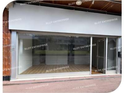 Location Locaux commerciaux - Boutiques à Rennes