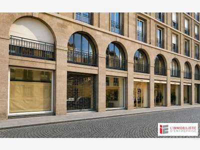 Local commercial 136m² à louer Rennes centre