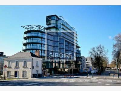 Magasin 63m² à louer sur artère dynamique Rennes