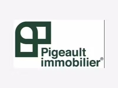A louer local 120m² rue semi piétonne de Rennes 