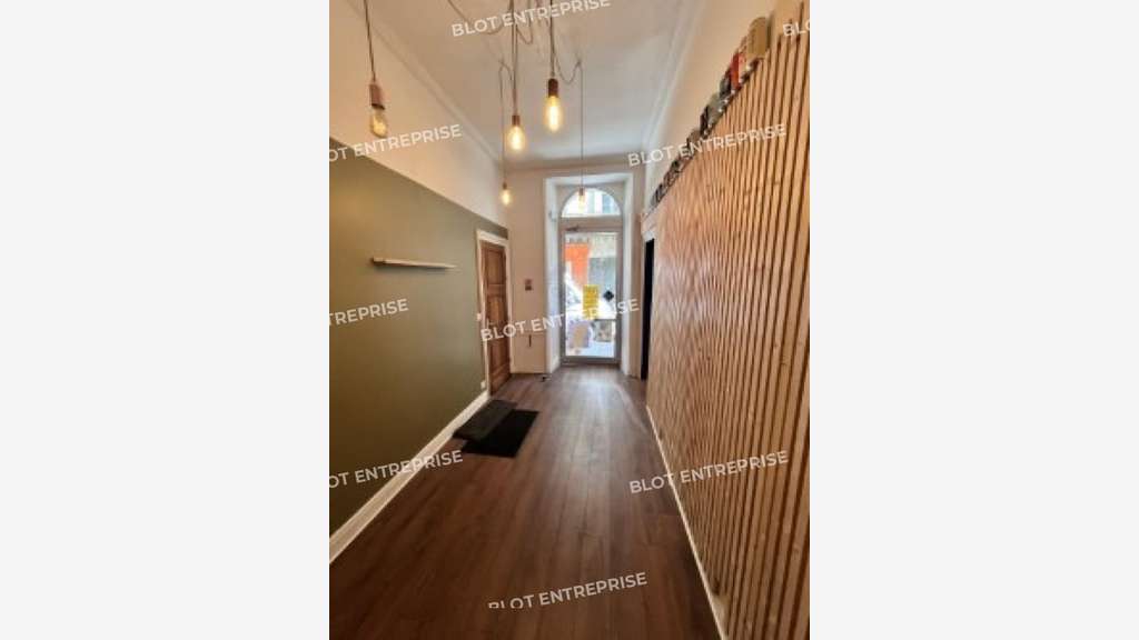 Loue local commercial 35m² à Rennes hyper centre