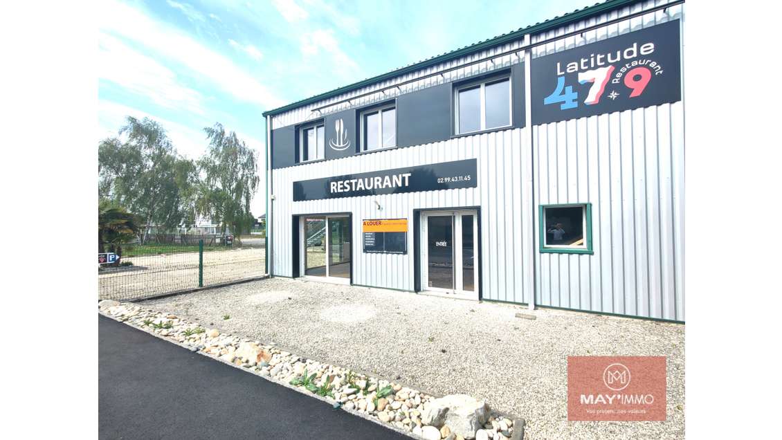 A louer ancien restaurant rénové 200m² à Retiers