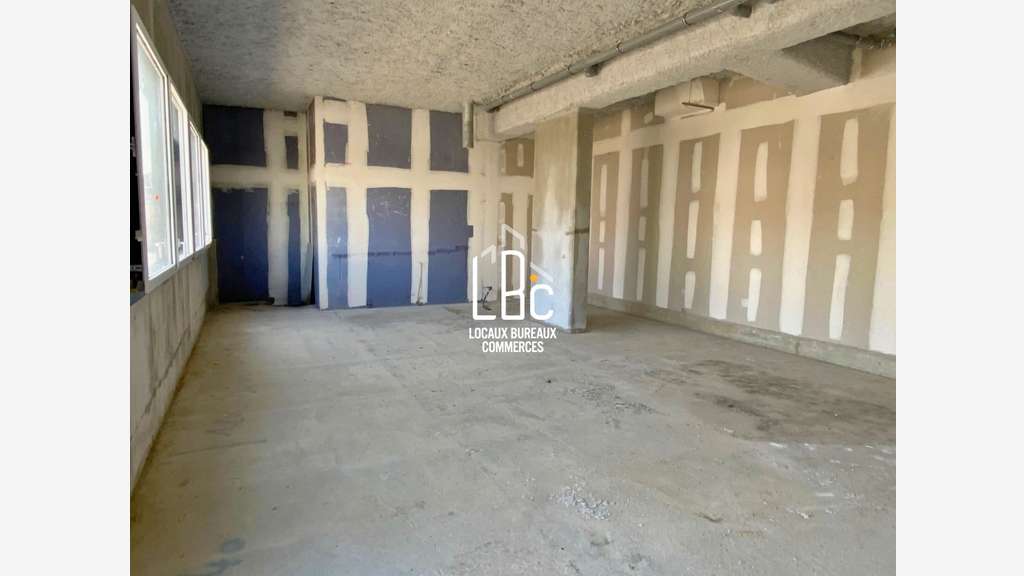Local 73m² à louer à Rezé Ragon-La Malnoue
