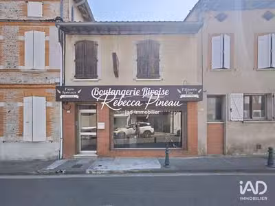 A louer boutique de 60m² à Rieux-Volvestre centre