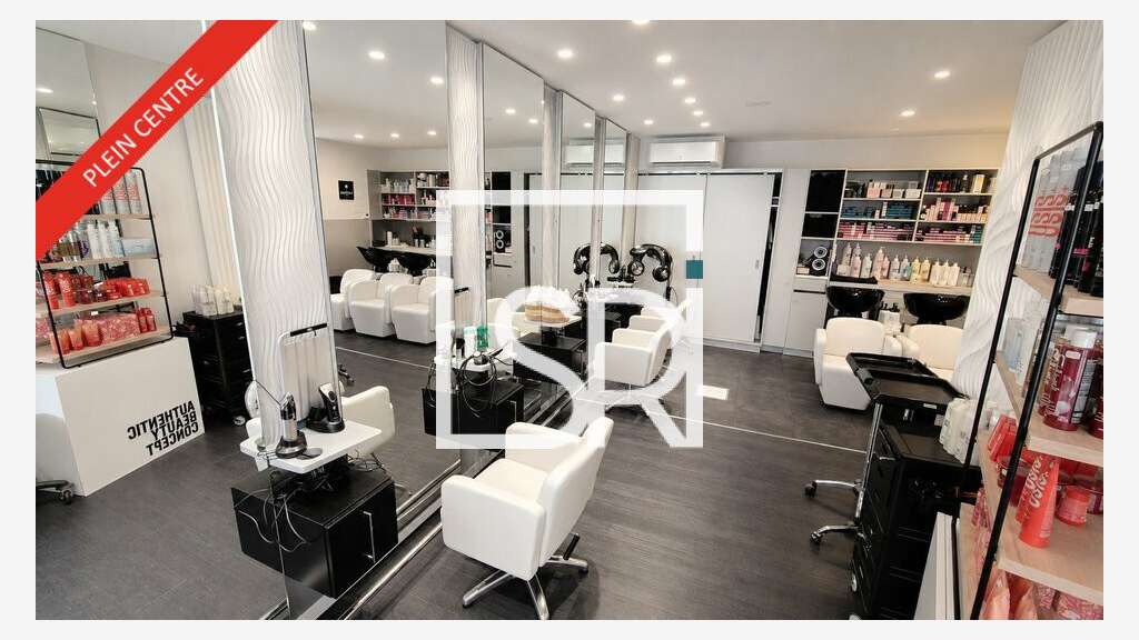 Salon coiffure à louer visibilité exception Riom