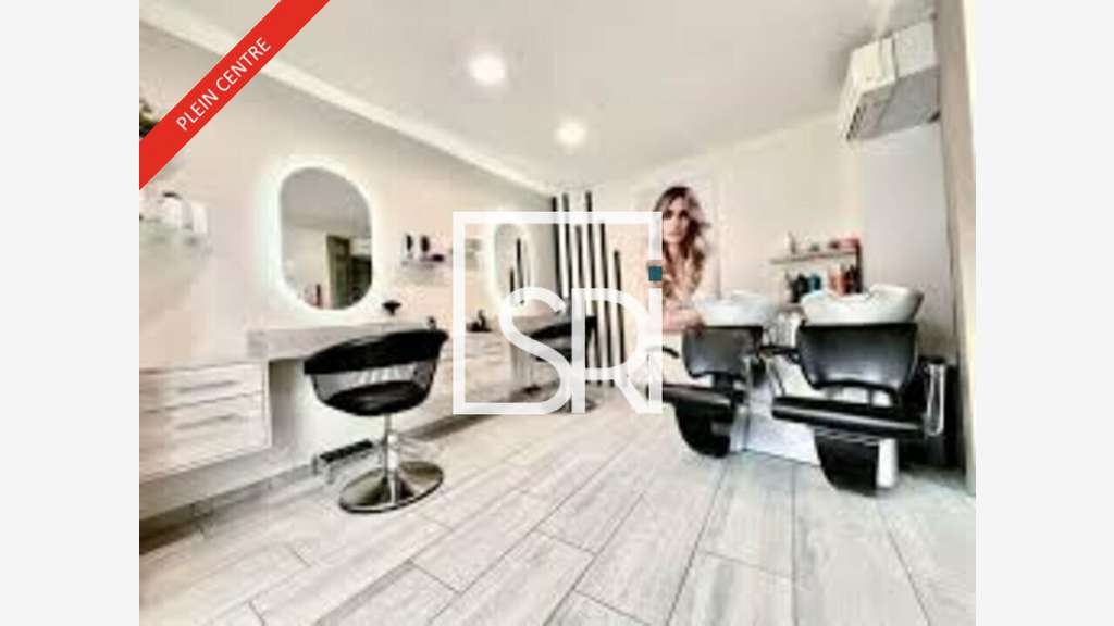 Salon coiffure à louer visibilité exception Riom