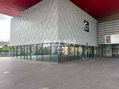 Location Locaux commerciaux - Boutiques à Roanne