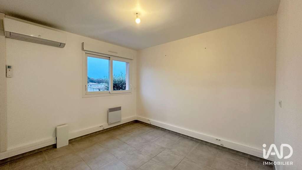 A louer local commercial 58m² R+1 à Robion  
