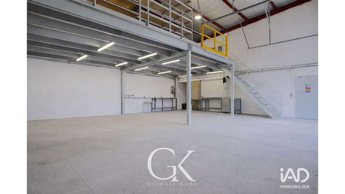 Local commercial à Rochetoirin