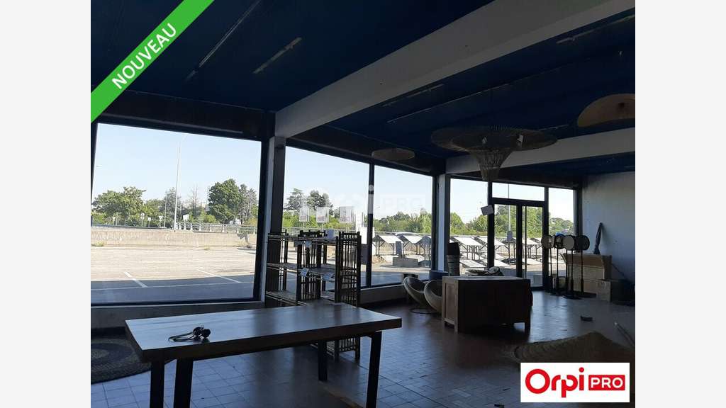 Local commercial de 125m² à louer Romans-sur-Isère