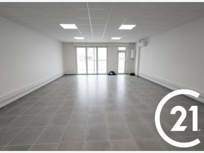 A louer local rénové 80m² à Romans, Av Duchesne