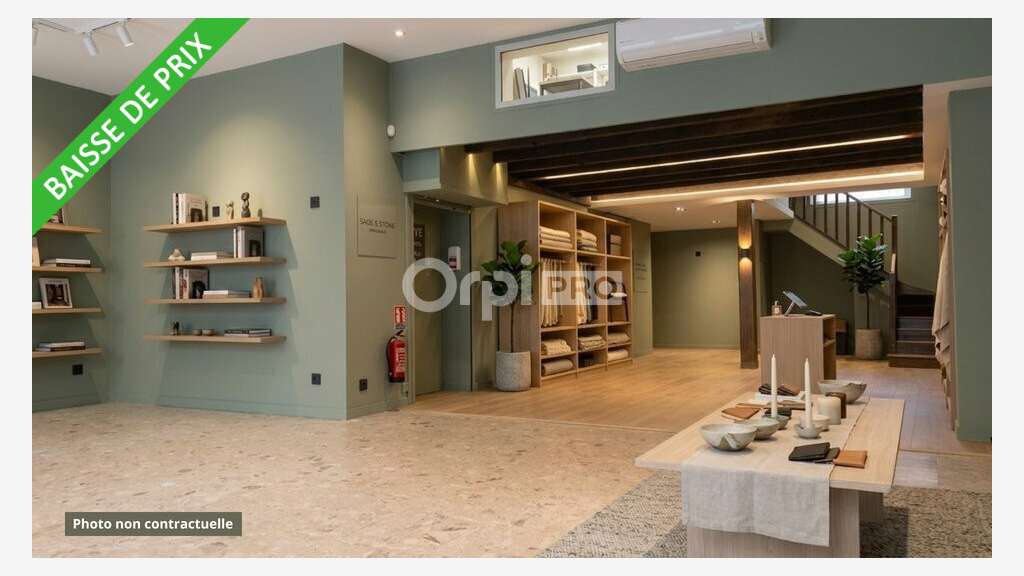 Local 81m² à louer très belle visibilité à Romans