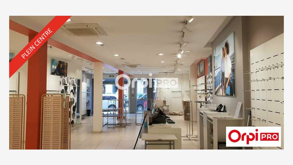 A louer local commercial 270m² centre ville Romans