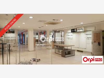 A louer local commercial 270m² centre ville Romans