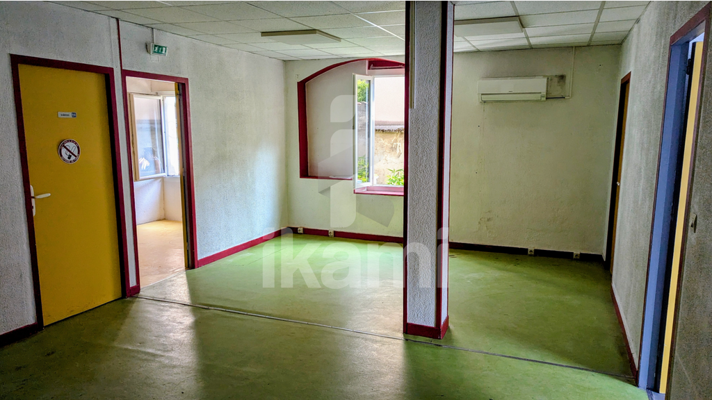 A louer local commercial 77m² à Romans sur Isère