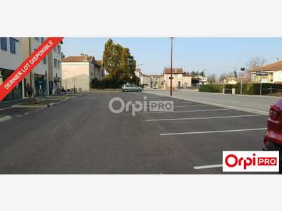 Loue local rénové de 70m² à Saint Paul Les Romans