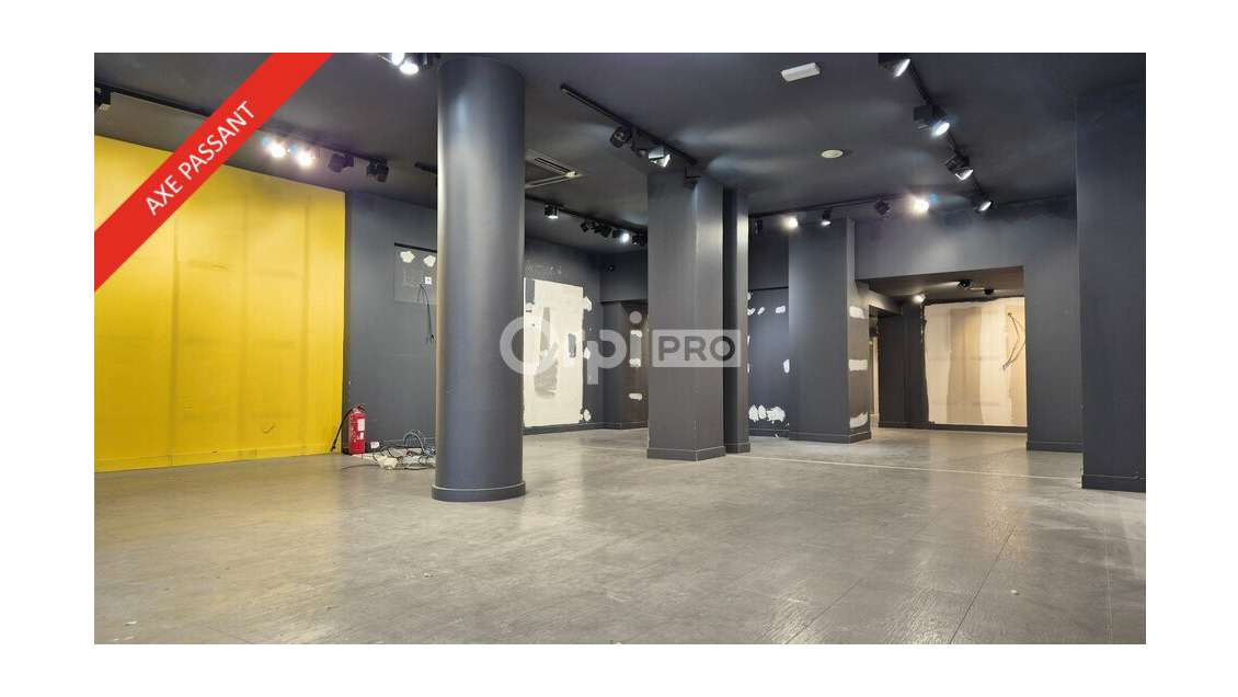 A louer local commercial 249m² à Romans sur Isère