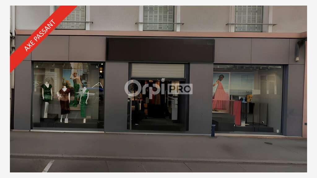 A louer local commercial 249m² à Romans sur Isère
