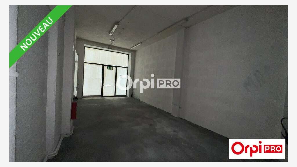 A louer local commercial 249m² à Romans sur Isère