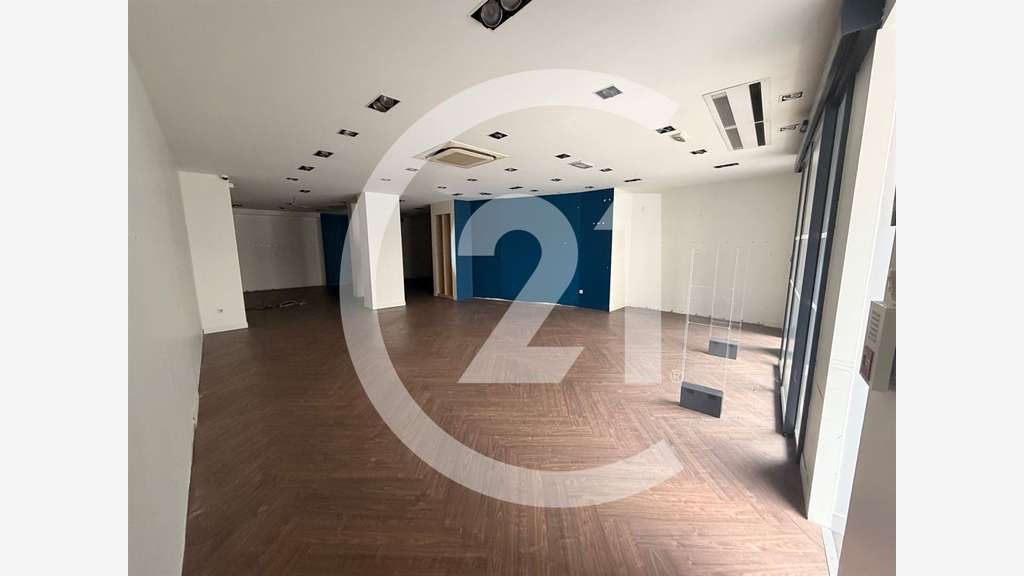 A louer local 175m² Romans-sur-Isère Hyper Centre