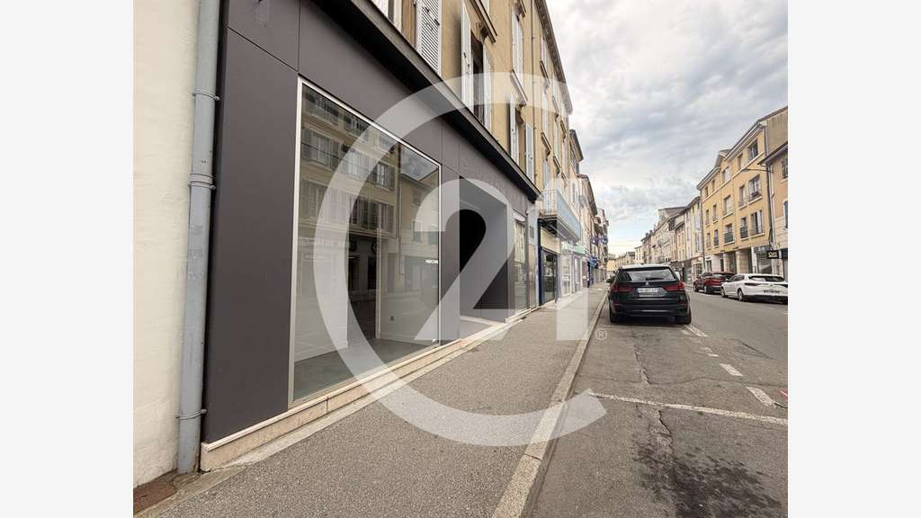 A louer local 175m² Romans-sur-Isère Hyper Centre